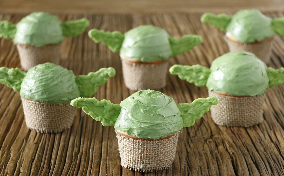 Yoda Bundt cake